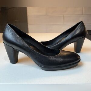 Ecco Black Leather Women's Heels